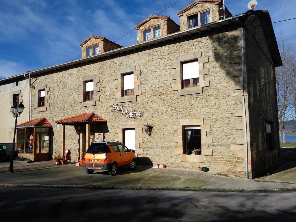 Hotel Rural La Piedra Arija Exterior photo